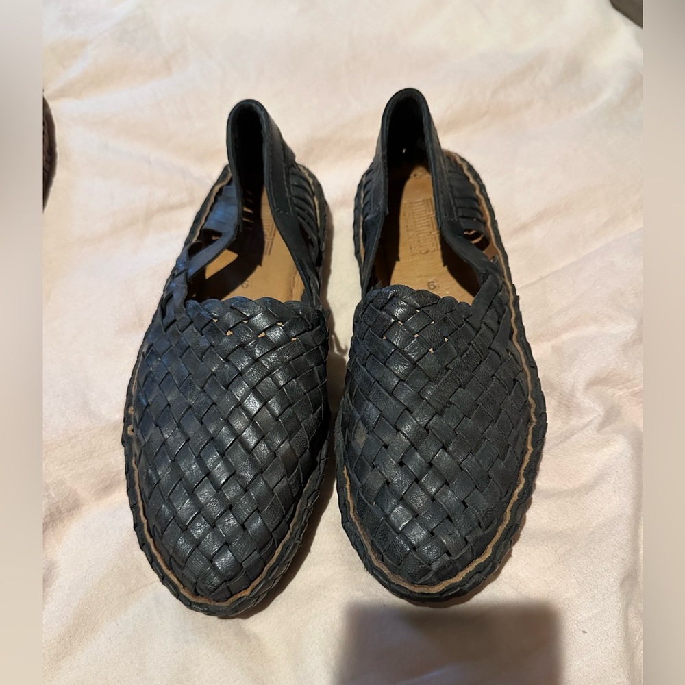 MOHINDER SLIDES WOMENS 9